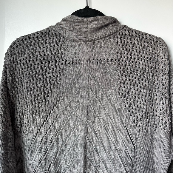 Leo & Nicole Gray Cardigan Size XXL - Picture 2 of 8